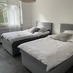 Ideale In Duesseldorf-nord * デュッセルドルフ