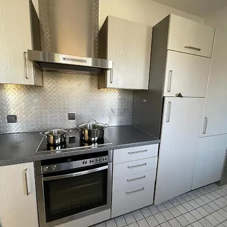 Apartment Ideale In Duesseldorf-nord Dusseldorf