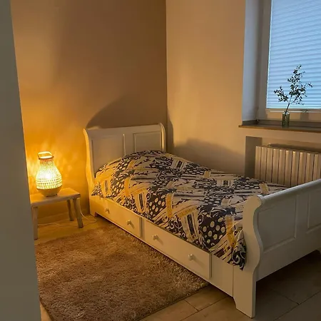 Ideale In Duesseldorf-nord شقة