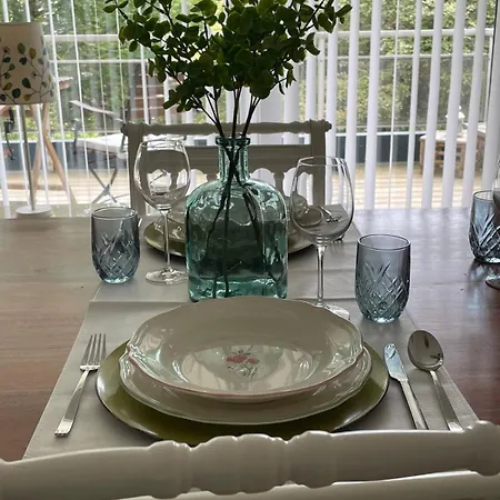 Ideale In Duesseldorf-nord شقة