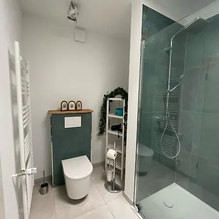 Ideale In Duesseldorf-nord Apartman