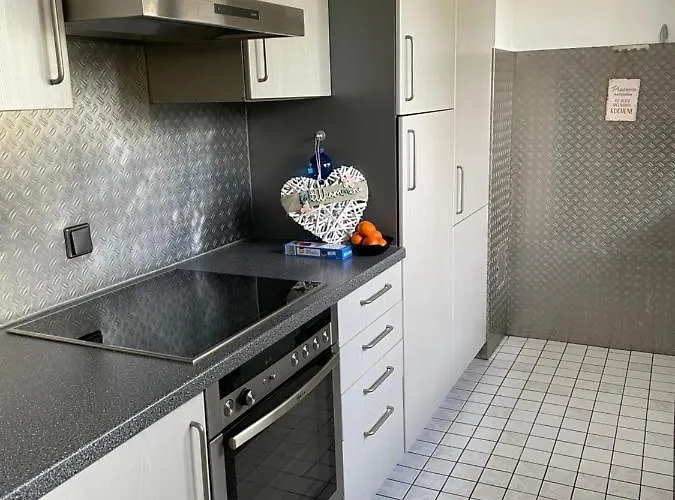 Ideale In Duesseldorf-nord * Düsseldorf